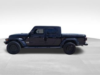 Used 2022 Jeep Gladiator Overland w/ Popular Equipment Package AWD/4WD video 2