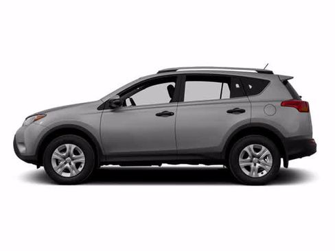 Used 2013 Toyota RAV4 XLE AWD/4WD image 3