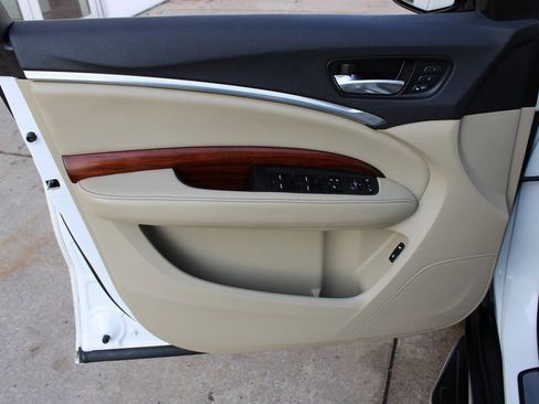 Used 2018 Acura MDX FWD w/ Advance Package image 9