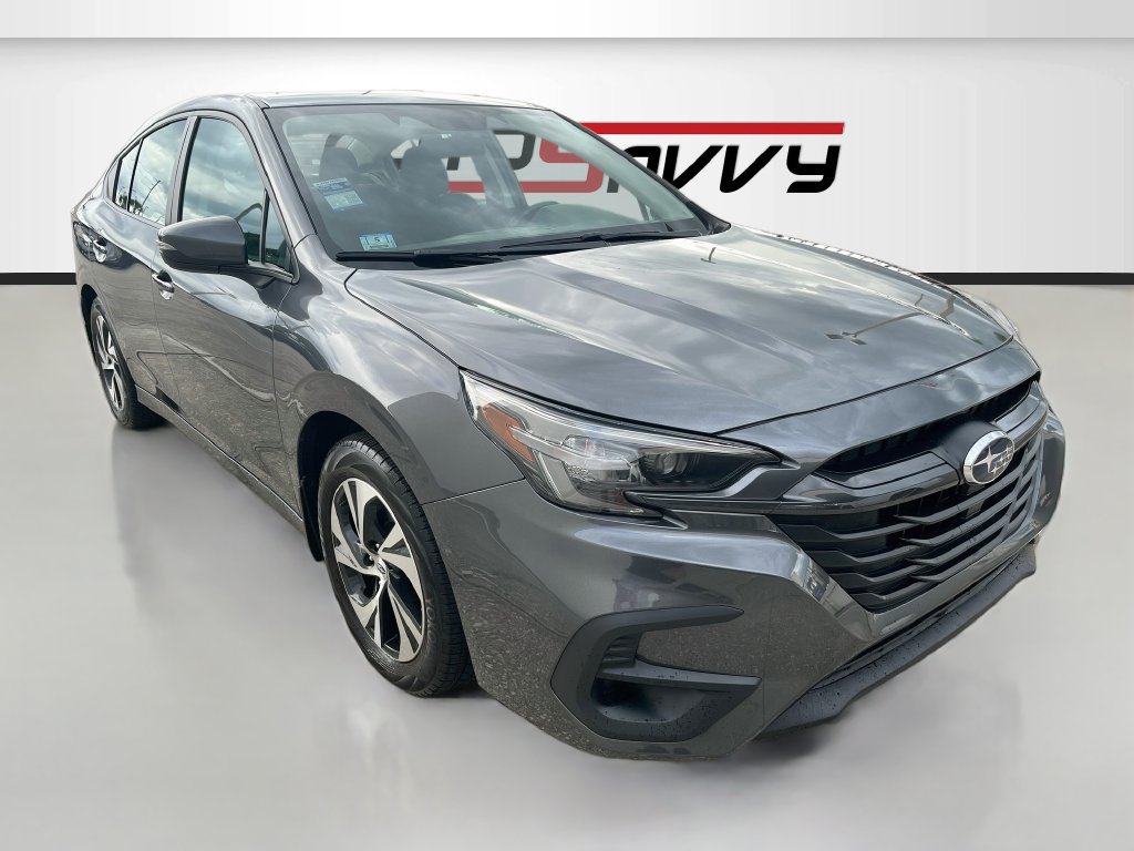 Used 2025 Subaru Legacy Premium AWD/4WD image 1