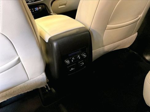 Used 2023 Buick Enclave Premium w/ Experience Buick Package AWD/4WD image 29