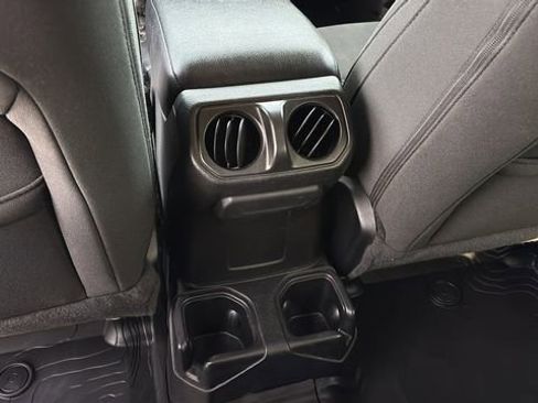 Used 2021 Jeep Wrangler Unlimited Willys image 20