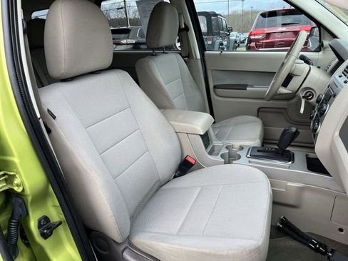 Used 2012 Ford Escape XLT image 25