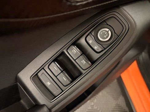 Used 2020 Subaru Crosstrek 2.0i Premium image 7