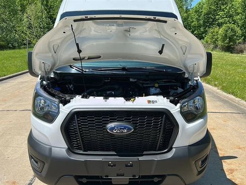 Used 2025 Ford Transit 250 148 High Roof AWD w/ Load Area Protection Package image 22