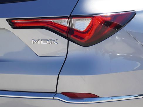 Used 2022 Acura MDX FWD w/ Technology Package image 9