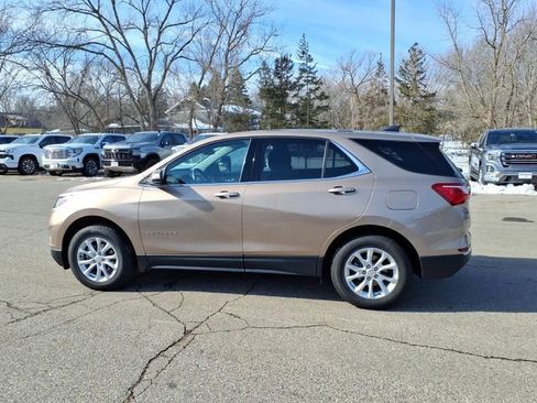 Used 2018 Chevrolet Equinox LT AWD/4WD image 7