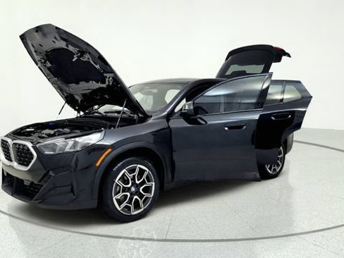 Used 2026 BMW X2 xDrive28i AWD/4WD image 14
