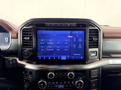 Used 2021 Ford F150 Lariat w/ Equipment Group 502A High AWD/4WD image 22