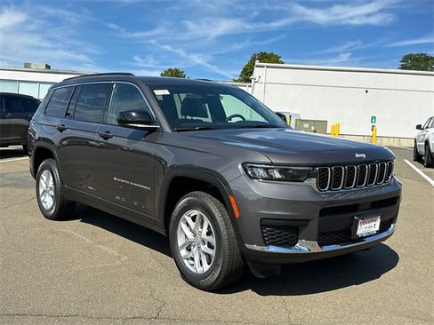 New 2025 Jeep Grand Cherokee L Laredo w/ Luxury Tech Group I image 5