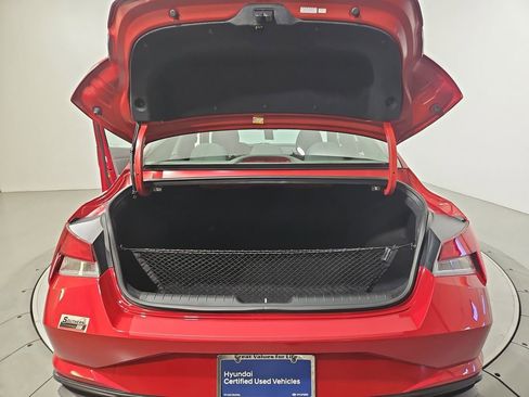 Certified 2022 Hyundai Elantra SEL FWD image 23