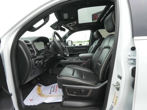 Used 2024 RAM 1500 Limited AWD/4WD image 33