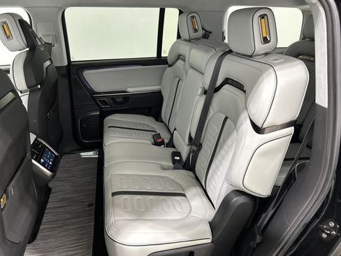 Used 2024 Rivian R1S Adventure Quad AWD/4WD image 21