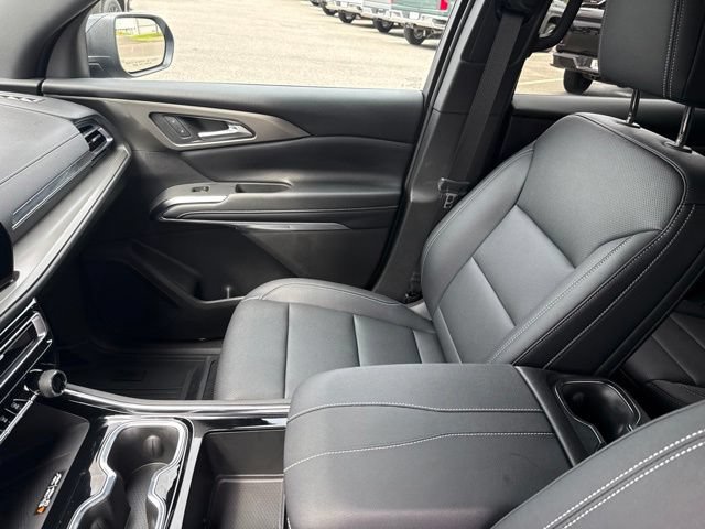 Used 2026 Chevrolet Traverse LT w/ Driver Confidence Package AWD/4WD image 22