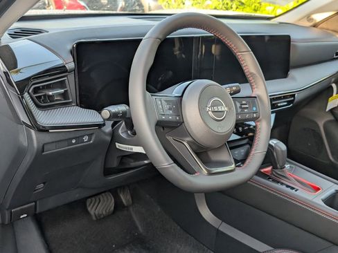 New 2025 Nissan Kicks SR image 6