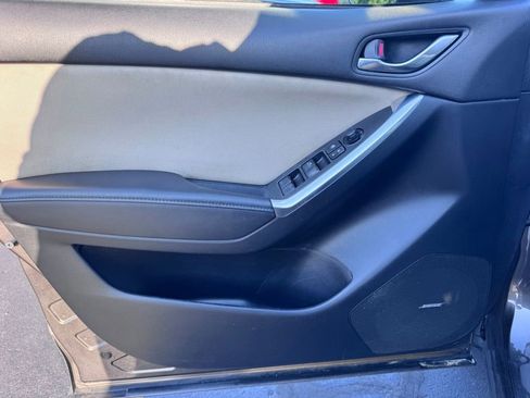 Used 2016 MAZDA CX-5 Touring w/ Bose/Moonroof Package FWD image 21