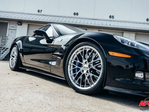 Used 2011 Chevrolet Corvette ZR1 w/ Preferred Equipment Group RWD image 33