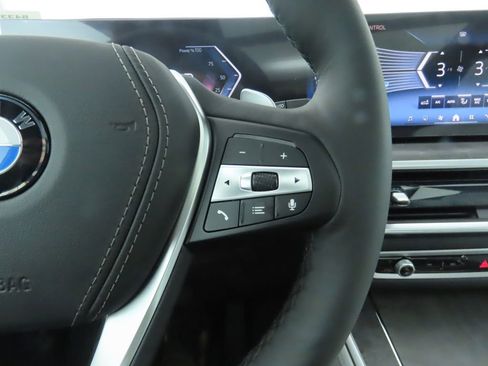 Used 2026 BMW X5 sDrive40i RWD image 13