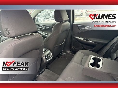 Used 2024 Chevrolet Malibu LT image 33
