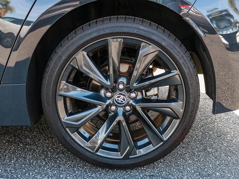 Used 2025 Toyota Corolla SE image 17