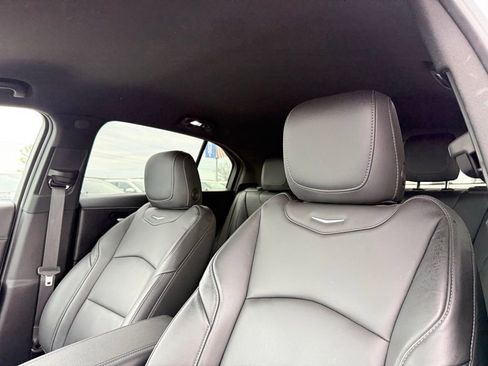 Used 2023 Cadillac XT4 Luxury w/ Cold Weather Package image 22