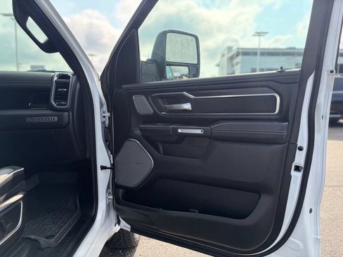 Used 2025 RAM 1500 Laramie w/ Night Edition AWD/4WD image 20