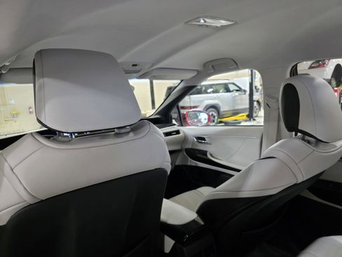 Used 2017 Toyota Mirai image 15