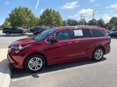 Used 2025 Toyota Sienna XLE w/ XLE Plus Package