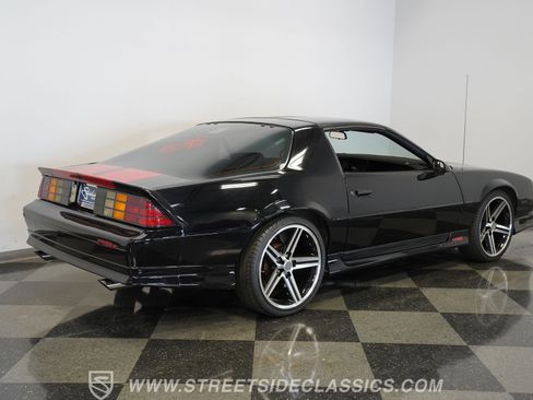 Used 1992 Chevrolet Camaro RS image 15
