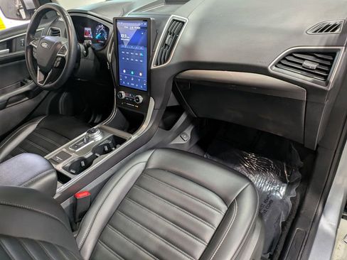 Certified 2024 Ford Edge SEL w/ Convenience Package AWD/4WD image 32