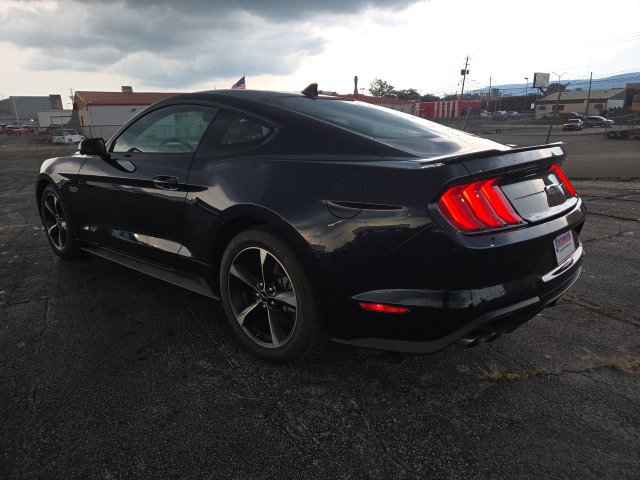 Used 2021 Ford Mustang GT RWD image 7