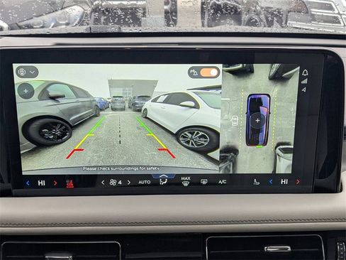 Used 2025 Lincoln Aviator Reserve w/ Equipment Group 201A image 33