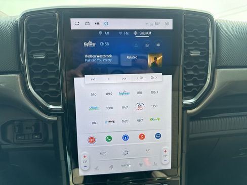 Used 2025 Ford Ranger XLT image 12