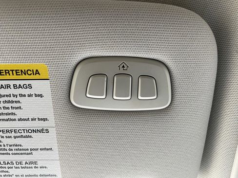 Used 2025 Ford Explorer Active w/ Active Comfort Package AWD/4WD image 31