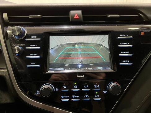 Certified 2020 Toyota Camry LE image 18