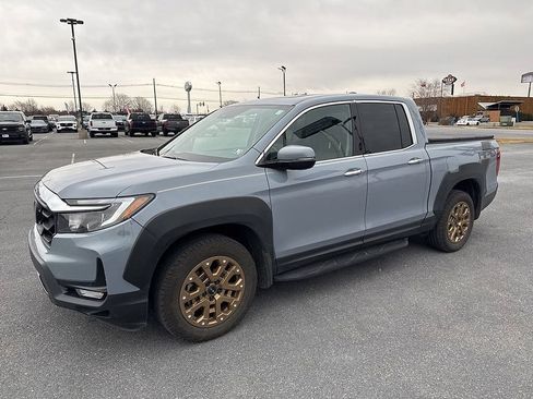 Used 2023 Honda Ridgeline RTL-E image 2