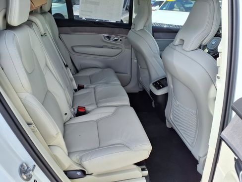 New 2026 Volvo XC90 B6 Ultra w/ Protection Package Premier image 10