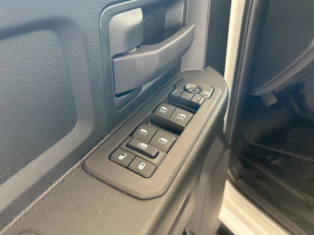 New 2026 RAM 4500 Tradesman AWD/4WD image 32