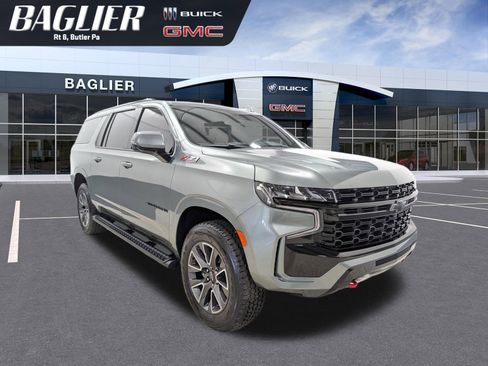 Used 2023 Chevrolet Suburban Z71 w/ Luxury Package AWD/4WD image 1