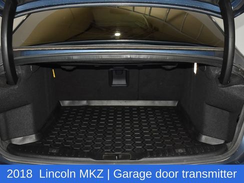 Used 2018 Lincoln MKZ Reserve w/ Climate Package FWD image 32