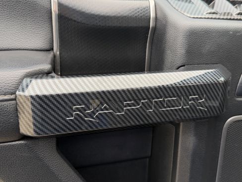 Used 2017 Ford F150 Raptor w/ Equipment Group 802A Luxury image 38