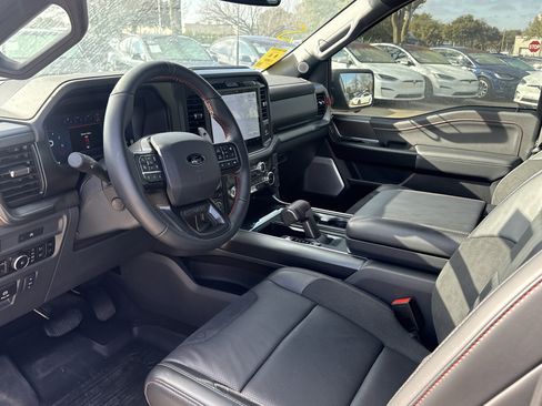 Used 2025 Ford F150 Raptor image 5