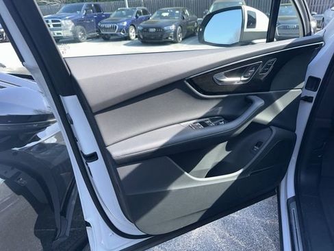 Used 2023 Audi Q7 2.0T Premium Plus w/ Premium Plus Package image 13