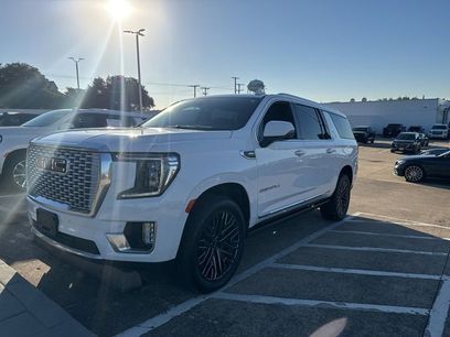 Used 2021 GMC Yukon XL Denali w/ Denali Premium Package