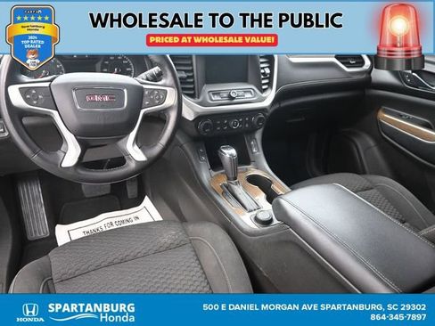 Used 2017 GMC Acadia SLE image 25