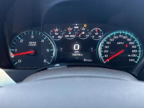 Used 2019 Chevrolet Tahoe Premier AWD/4WD image 36