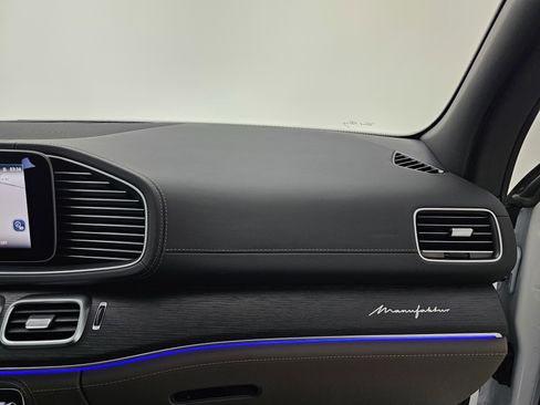 New 2026 Mercedes-Benz Maybach GLS 600 4MATIC image 14