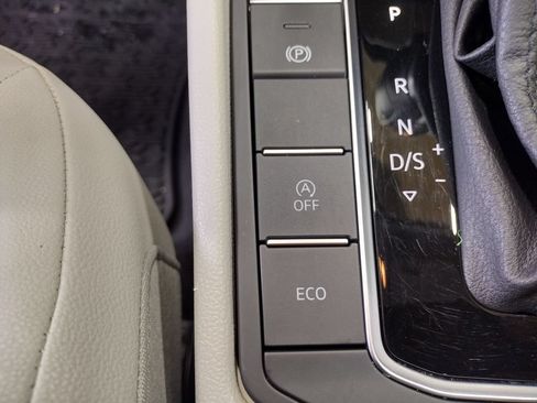 Used 2019 Volkswagen Jetta SE FWD image 26
