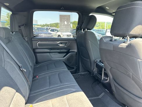 Used 2019 RAM 1500 Big Horn AWD/4WD image 18