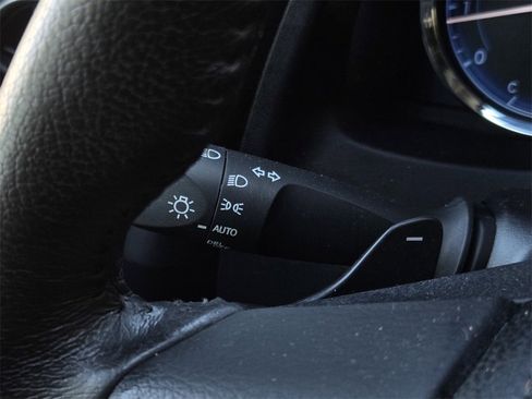 Used 2019 Toyota Corolla SE image 24